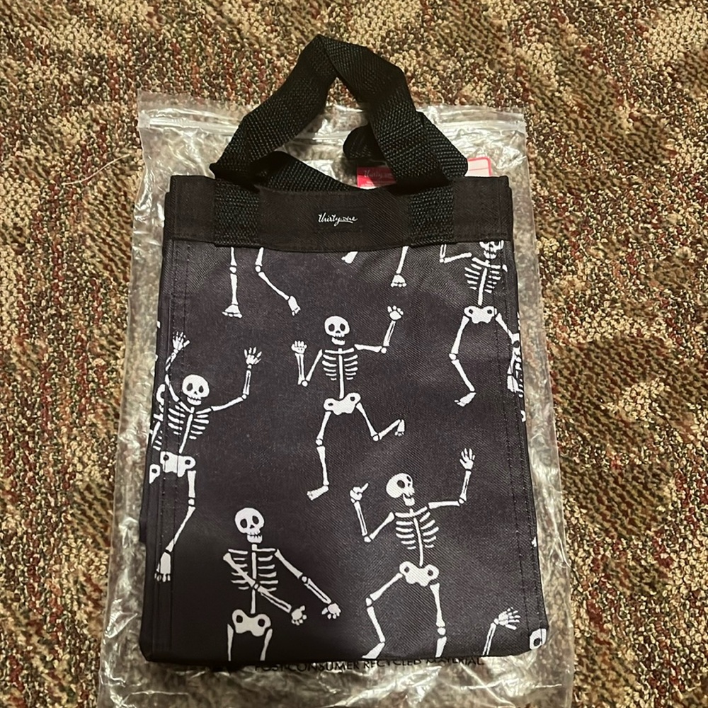 Thirty one small essentials storage tote mummys